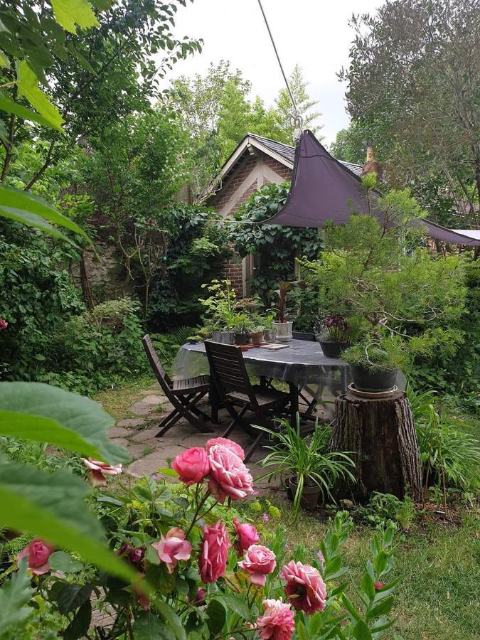 La Petite Maison Du Jardin D'Apollon Dourdan Eksteriør bilde